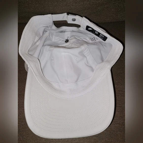 NWT NIKE Adult Unisex Club Cap - Size M/L - Picture 3 of 5